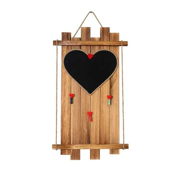 Kalp Kara Tahtalı ve Mandallı Ahşap Fotoğraf Çerçevesi  23x54 cm