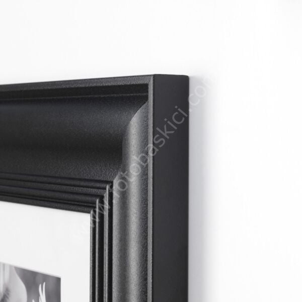 Ahşap Çerçeve Siyah 20x20 cm SKATTEBY