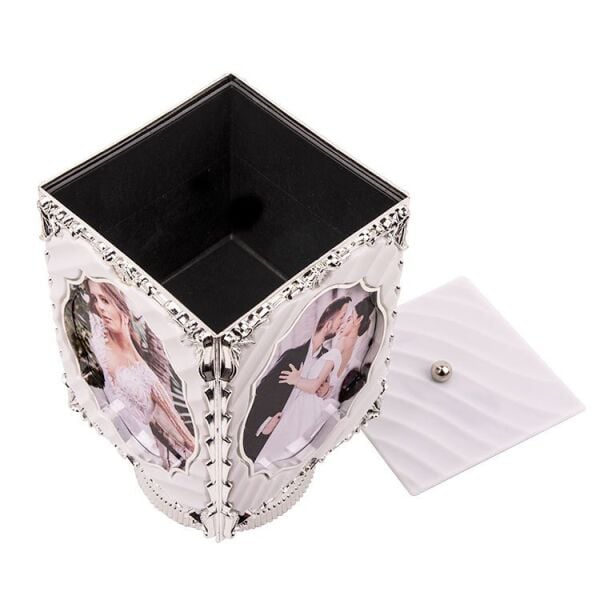 Kişiye Özel Fotoğraflı ve Müzikli Dönen Takı Mücevher Kutusu