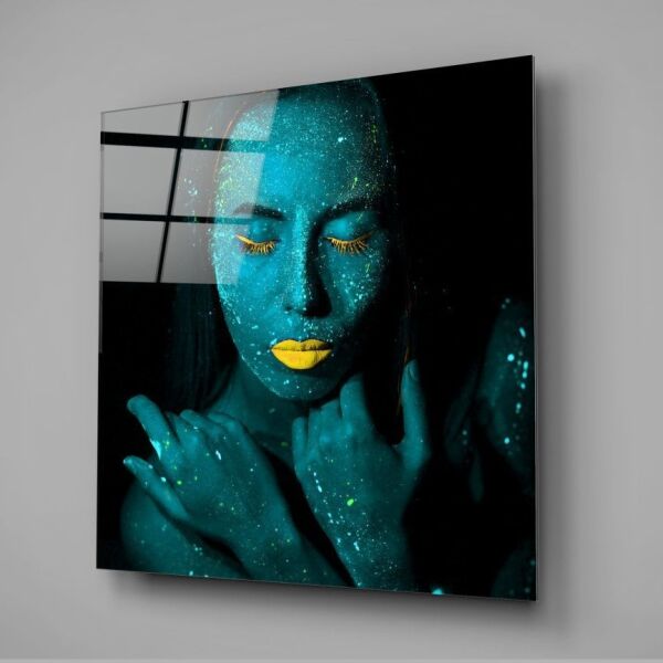 Zümrüt Kadın Cam Tablo