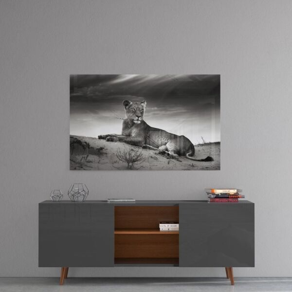 Dişi Aslan Cam Tablo No:1146