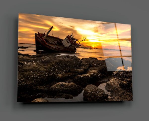 Gemi Enkazı Cam Tablo