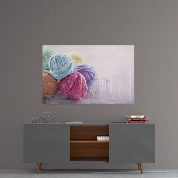 Renkli Yumaklar Cam Tablo