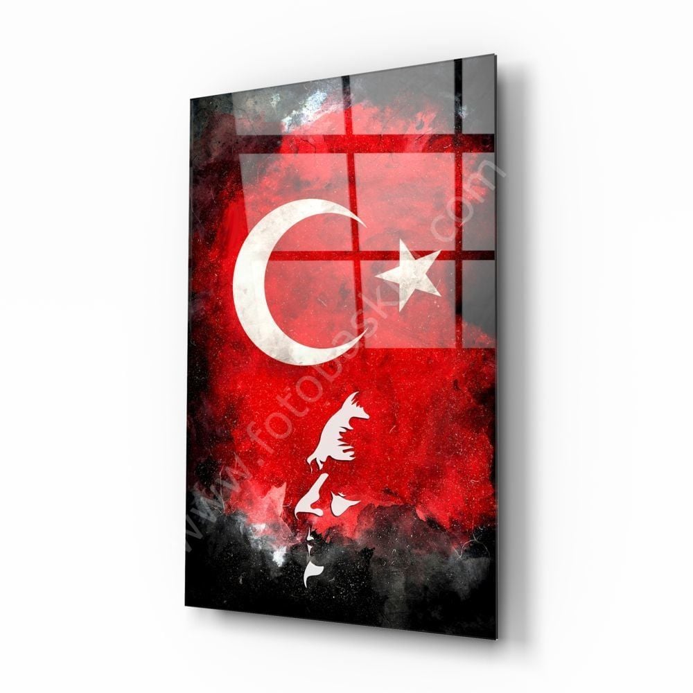 Atatürk Silüeti ve Türk Bayrağı Cam Tablo