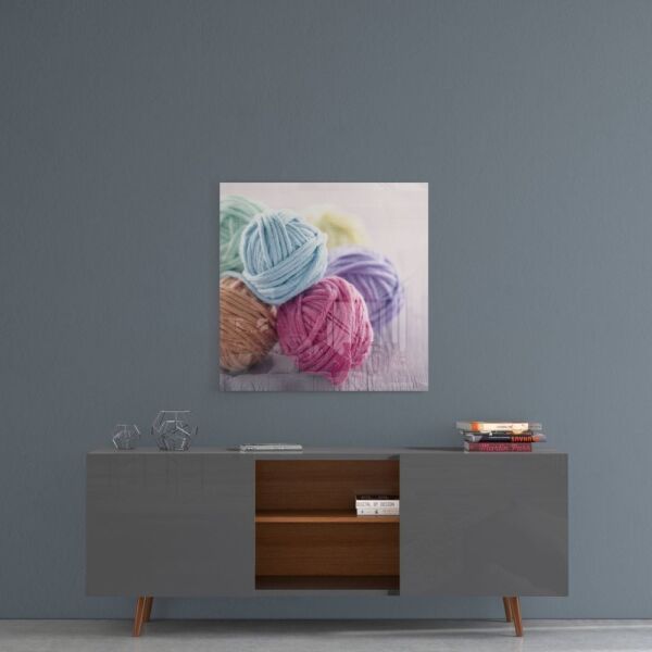 Renkli Yumaklar Cam Tablo