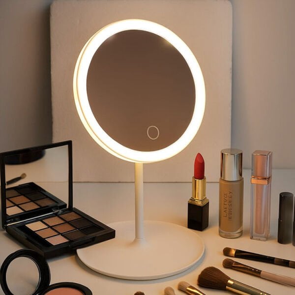 Yuvarlak Led Işıklı Dokunmatik Makyaj Aynası