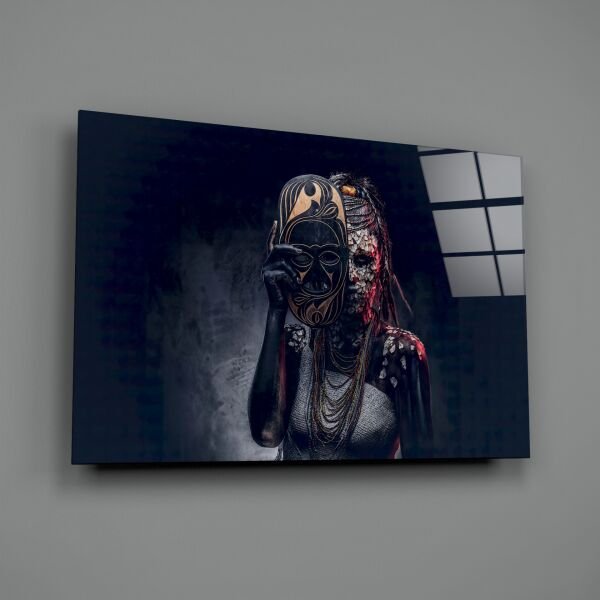 Maskenin Ardı Cam Tablo