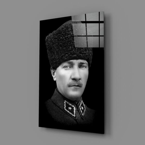 Atatürk Cam Tablo
