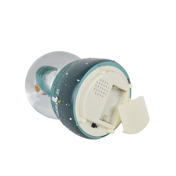 Müzikli ve Hareketli Astronotlu Kar Küresi 10x16 cm