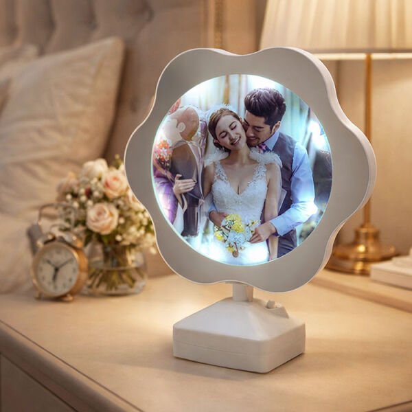 Sihirli Led Ayna Fotoğraf Çerçevesi (Papatya) 18x22 cm