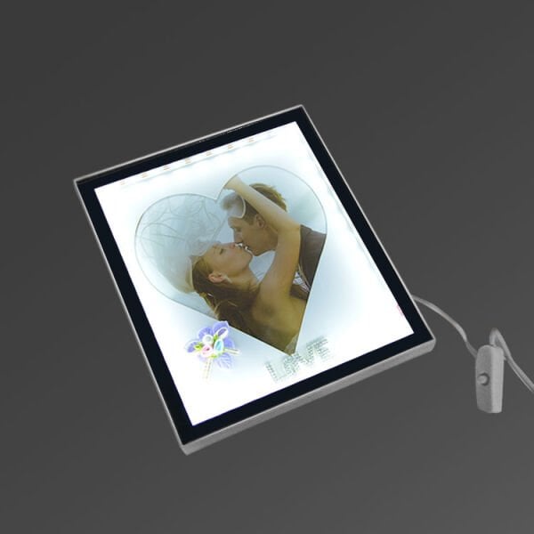 Sihirli Led Ayna Fotoğraf Çerçevesi (Kalpli) 18x21 cm