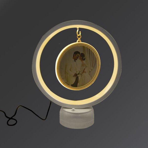 Led Işıklı Yuvarlak Fotoğraf Çerçevesi 20x24 cm