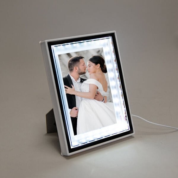 Sihirli Led Ayna Fotoğraf Çerçevesi 15x20 cm