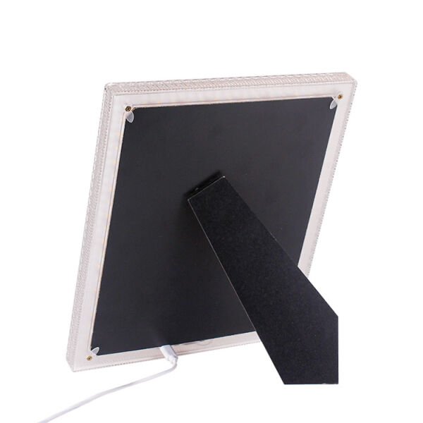 Ledli Love Fotoğraf Çerçevesi 22x27 cm