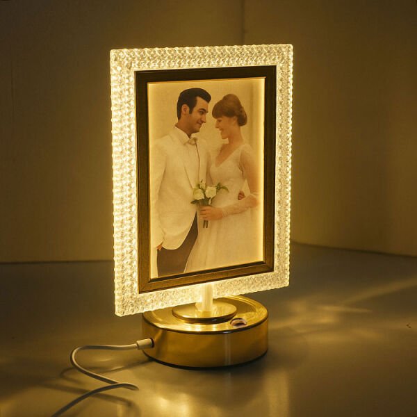 Ledli Fotoğraf Çerçevesi 17x26 cm