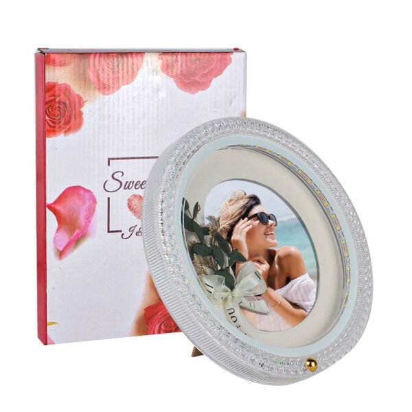 Ledli Yuvarlak Çiçek Buketli Fotoğraf Çerçevesi 23x23 cm