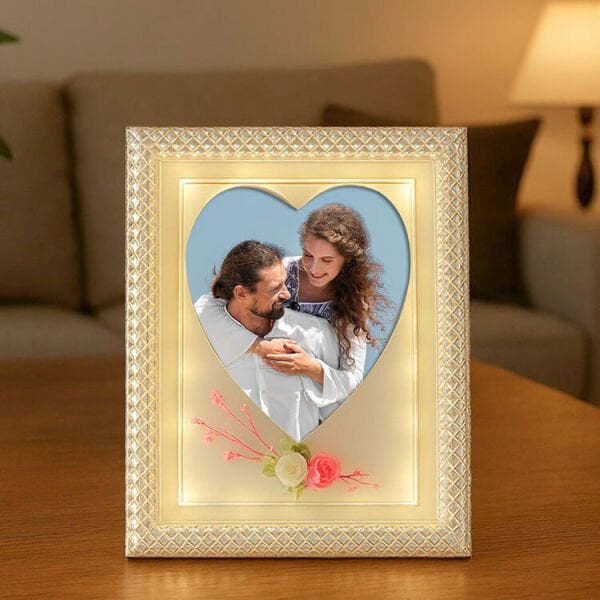 Led Işıklı Kalpli Kristal Fotoğraf Çerçevesi 20x25 cm