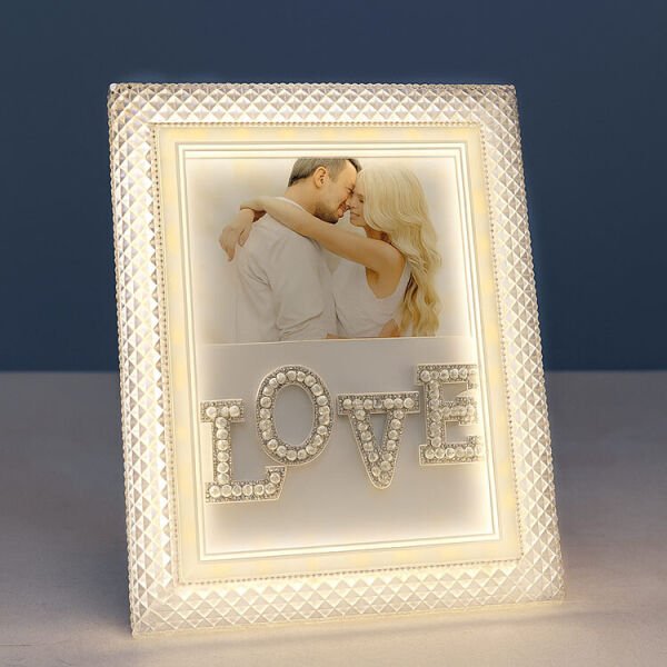 Led Işıklı İnci Taşlı Love Kristal Fotoğraf Çerçevesi 20x25 cm