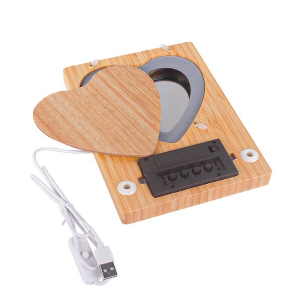 Sihirli Led Ayna Bambu Kalpli Fotoğraf Çerçevesi Saatli 15x20 cm