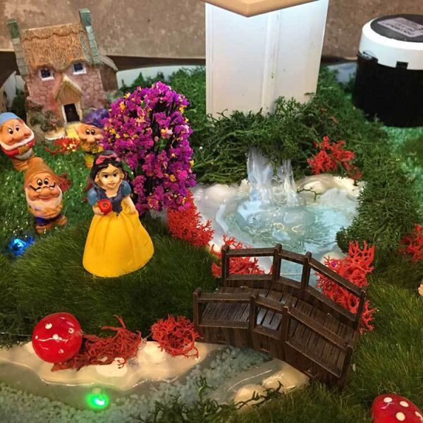 Pamuk Prenses ve Yedi Cüceler Teraryum Abajur