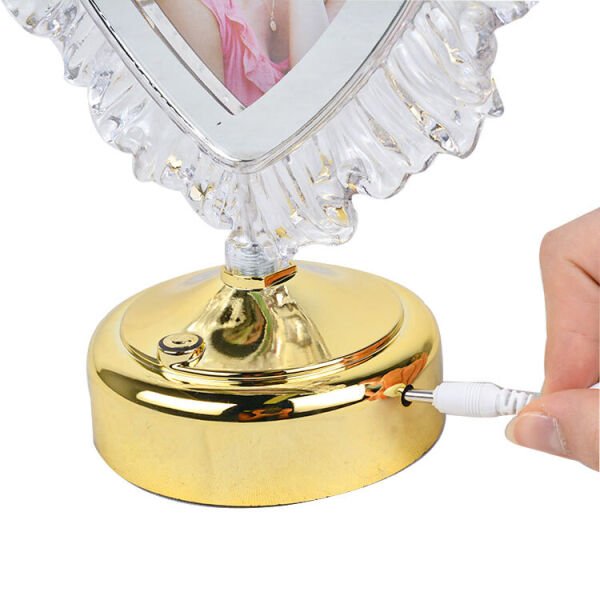 Led Işıklı Kalpli Kristal Fotoğraf Çerçevesi 20x26 cm