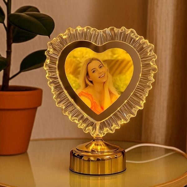 Led Işıklı Kalpli Kristal Fotoğraf Çerçevesi 20x26 cm