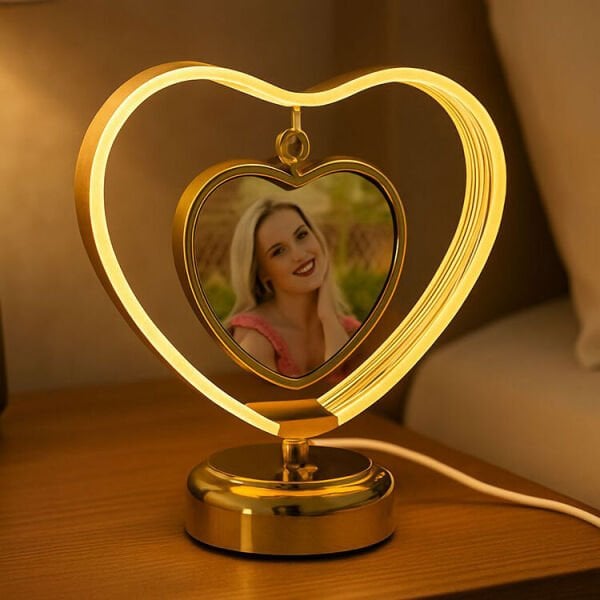 Ledli Fotoğraf Çerçevesi Kalpli 21x28 cm