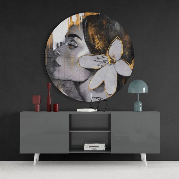 Çiçekli Kadın Cam Tablo