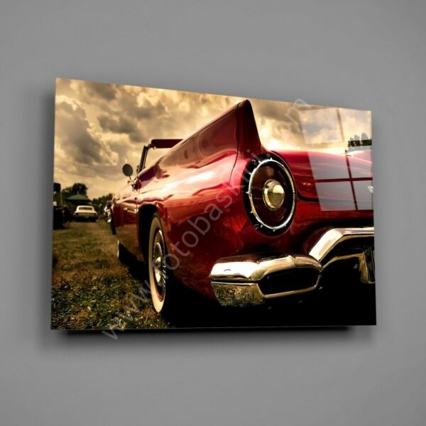 Kırmızı Chevrolet Cam Tablo