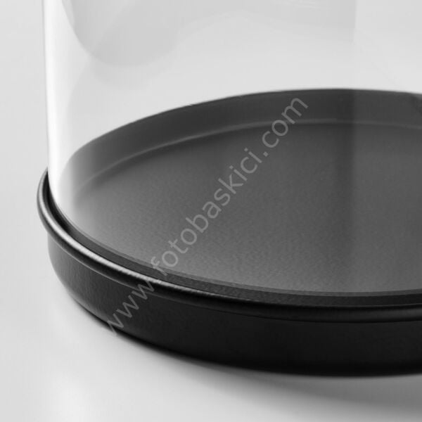 Siyah Altlıklı Cam Fanus 18x16 cm