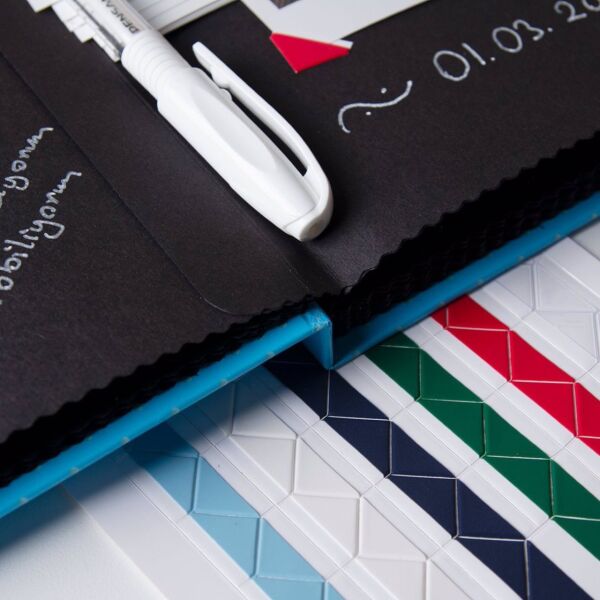 Uykucu Figürlü Erkek Bebek Siyah Anı Defteri Seti 20x20 cm