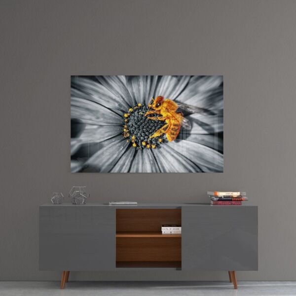 Polen Taşıyan Arı Cam Tablo No:1051