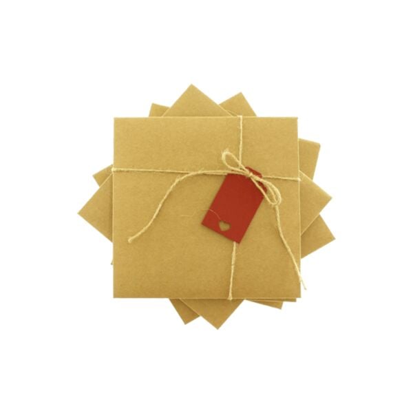 Kırmızı Etiketli ve İpli Kraft Zarf 15x15 cm