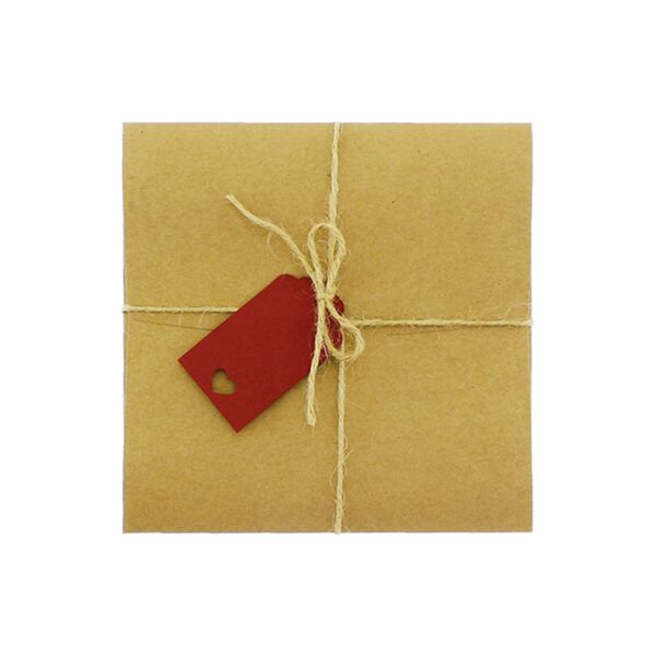 Kırmızı Etiketli ve İpli Kraft Zarf 15x15 cm