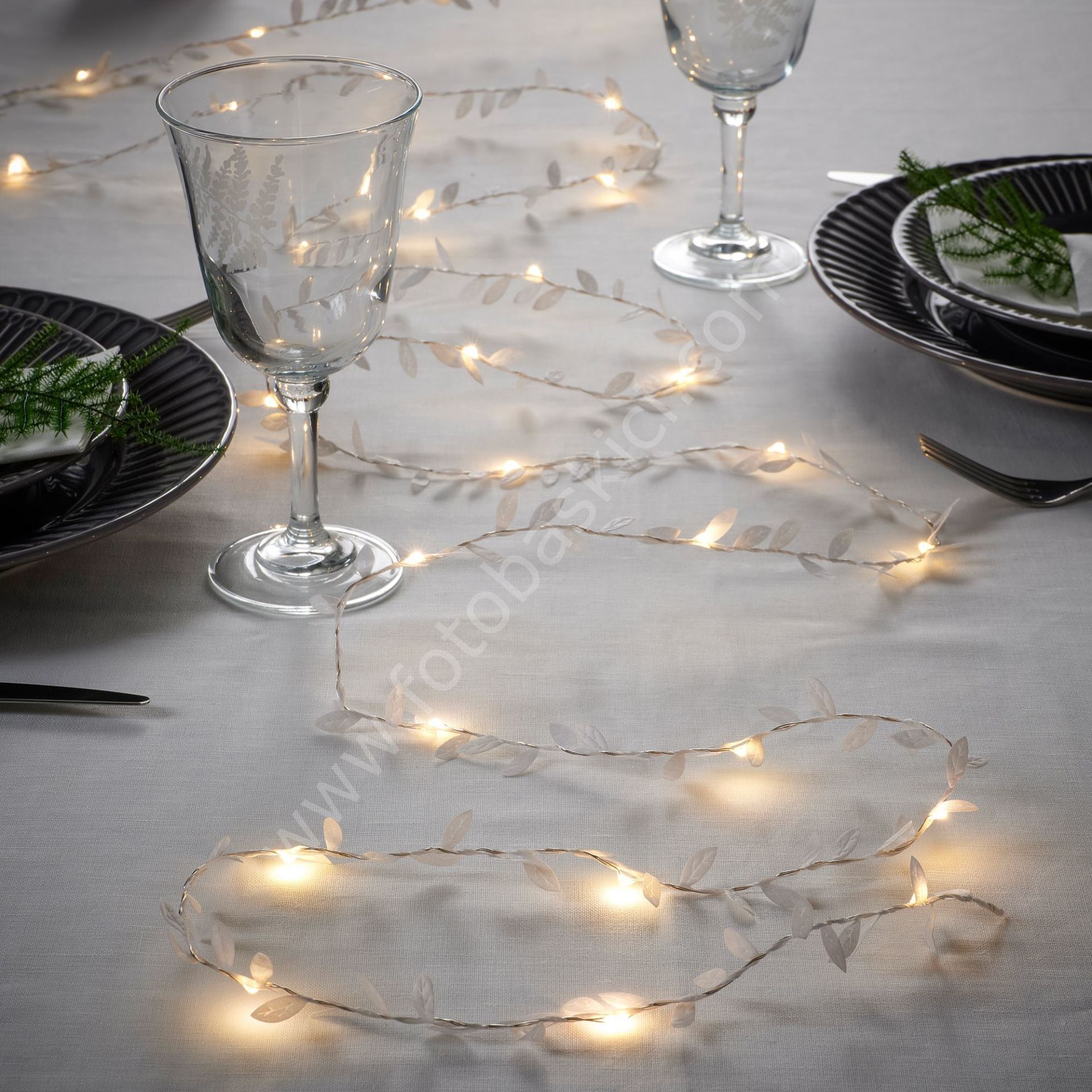 Aydınlatma Zinciri 40'lı Pilli 4,5 Metre